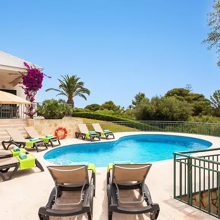 Tama By 산트 유이스